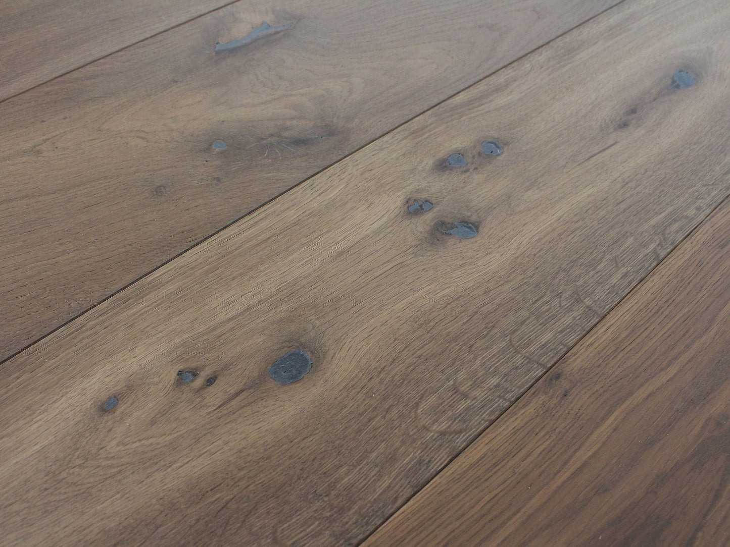 Pravada Leather 7"x72"x13mm Engineered Hardwood Flooring