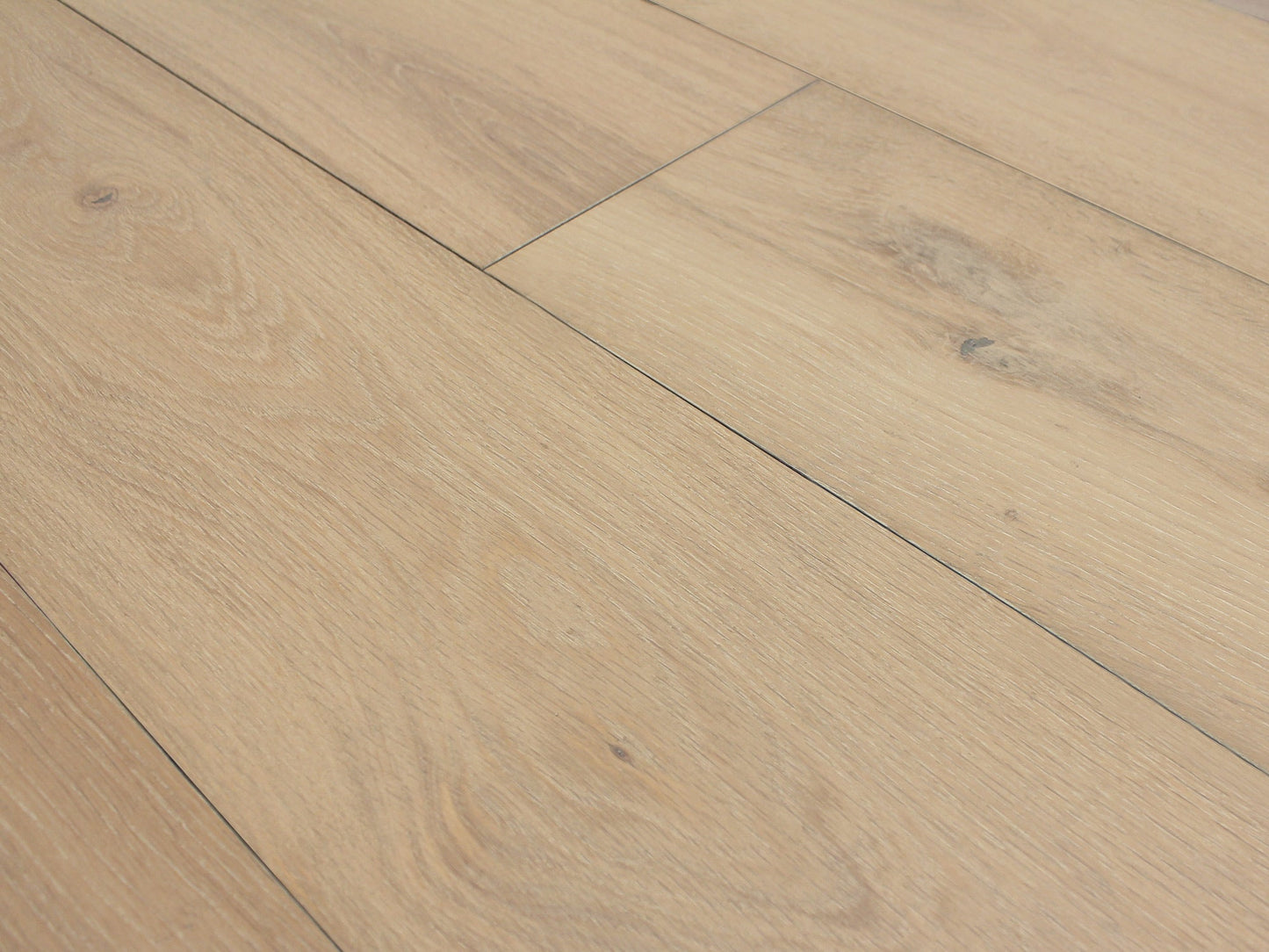 Pravada Genre 8"x87"x14mm Engineered Hardwood Flooring