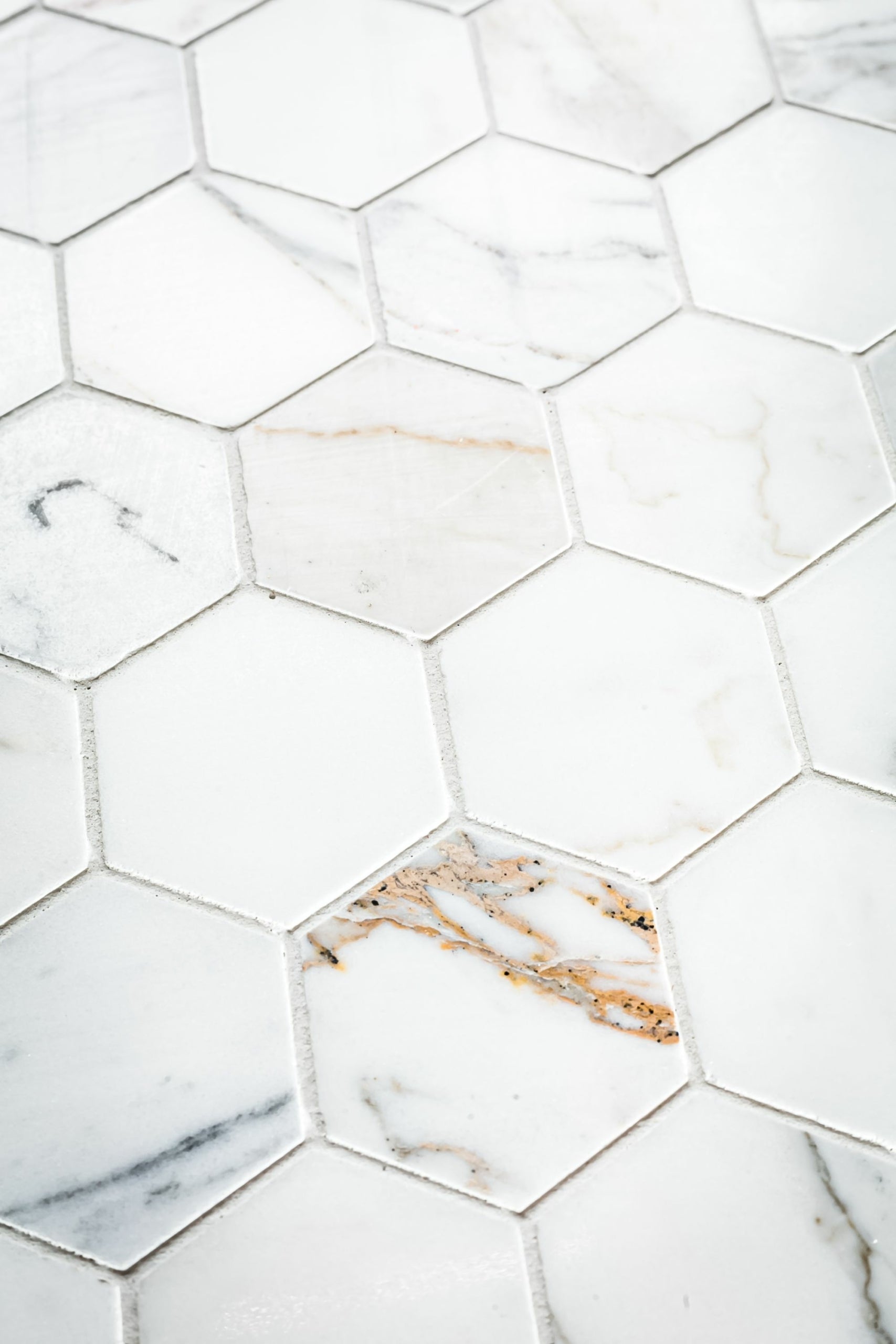 Hex Calacatta Gold 2x2 Polished Finish Marble Mosaic