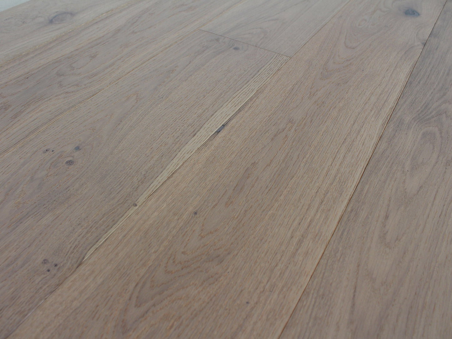Pravada Chiffon 7"x72"x13mm Engineered Hardwood Flooring