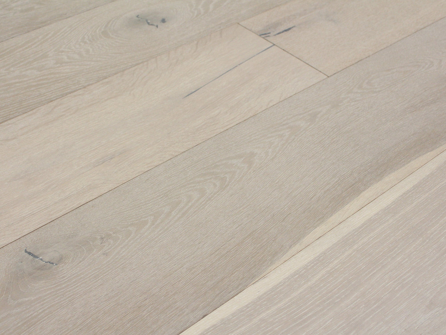 Pravada Clouette 9"x87"x14mm Engineered Hardwood Flooring