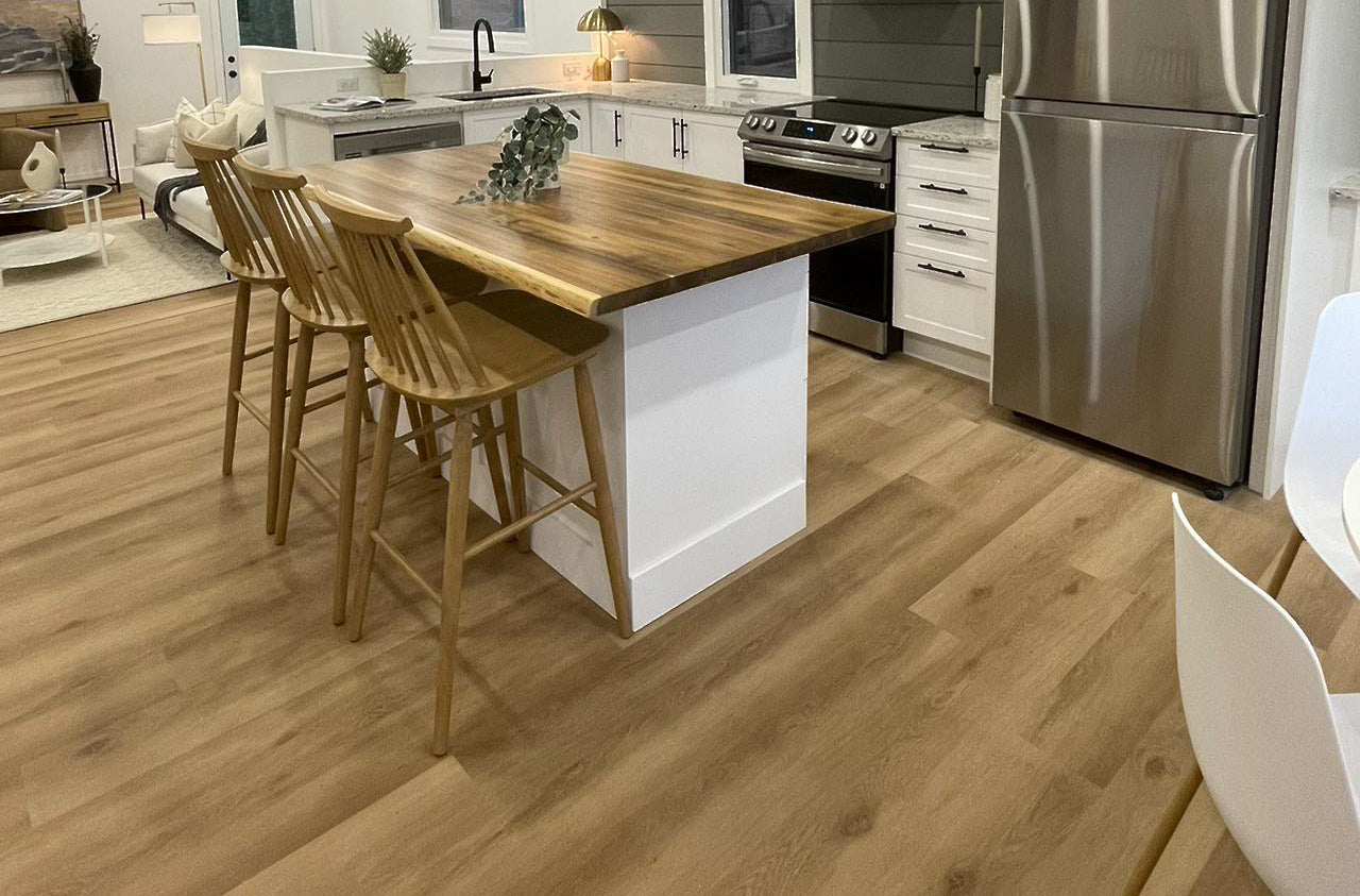 Grandeur Continental New York 7"x60" SPC Luxury Vinyl Flooring