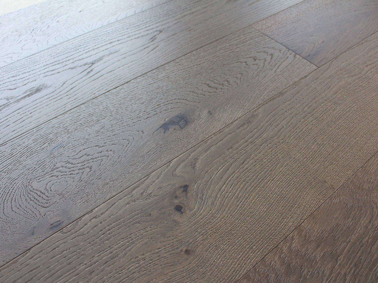 Pravada Crate 7"x72"x13mm Engineered Hardwood Flooring