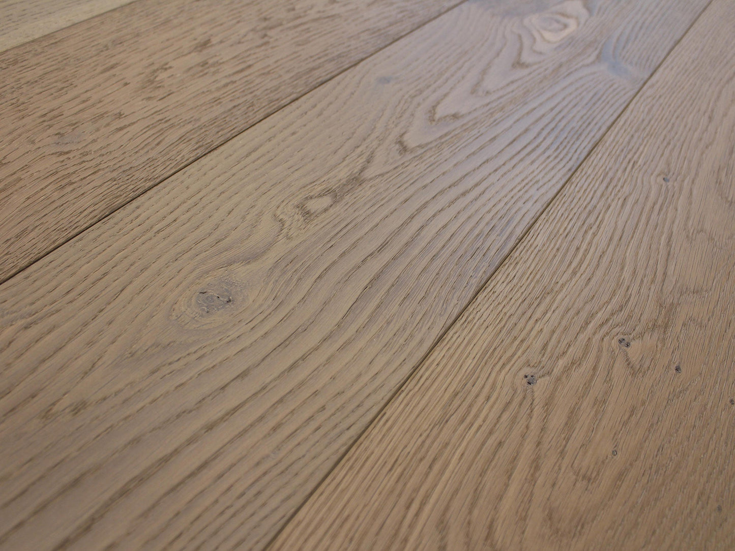 Pravada Easel 8"x87"x14mm Engineered Hardwood Flooring