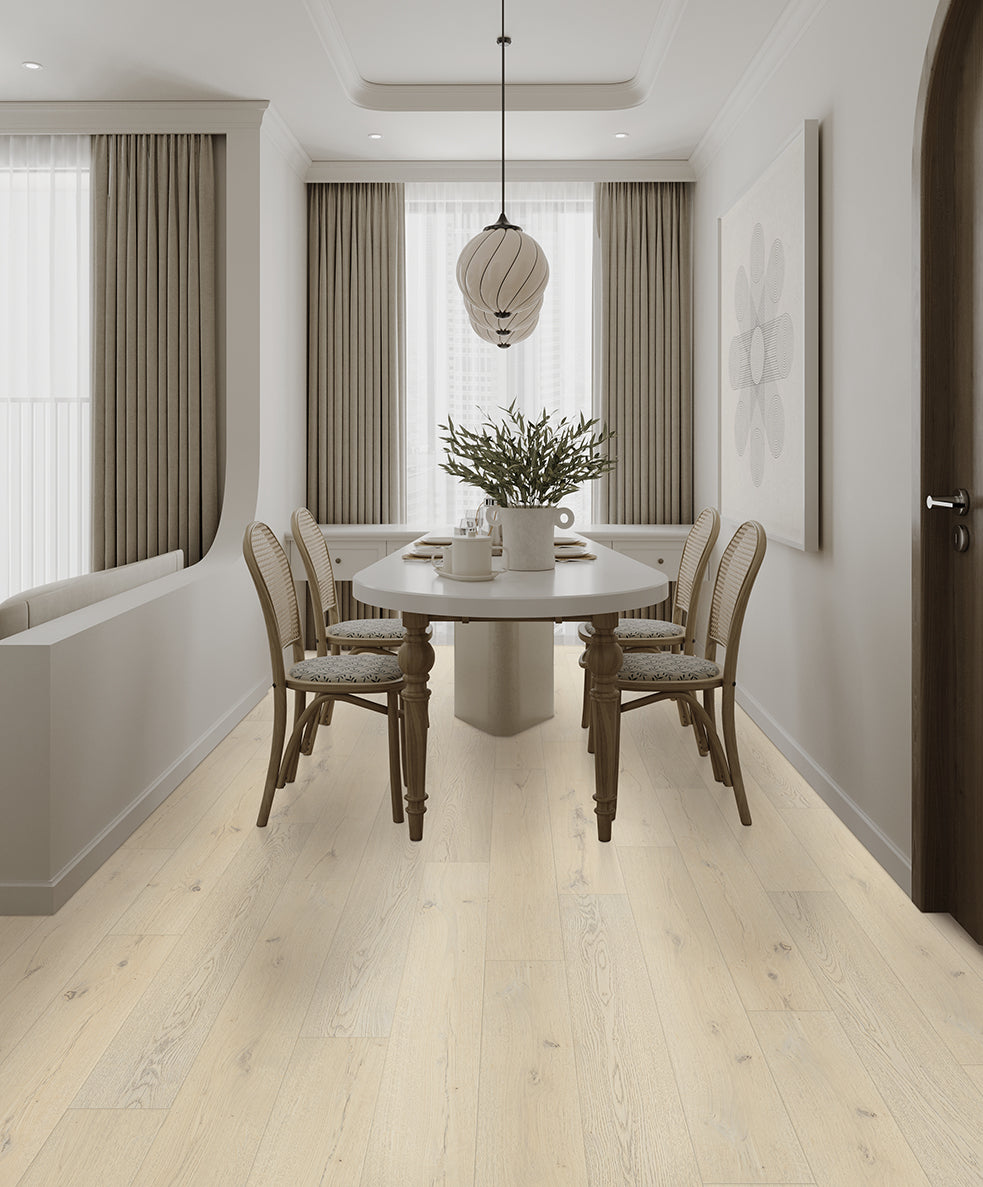 Homecoming Luna Vale Oak 10mm Laminate Flooring 7”x47”