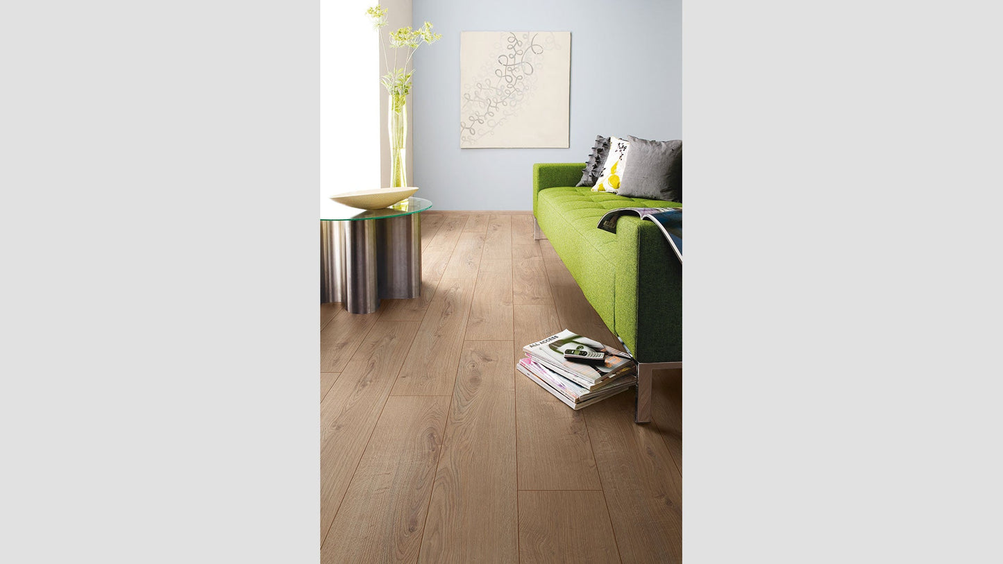 Eurostyle Lakeland Oak 7"x50"x10mm Laminate Flooring