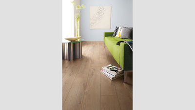 Eurostyle Lakeland Oak 7"x50"x10mm Laminate Flooring