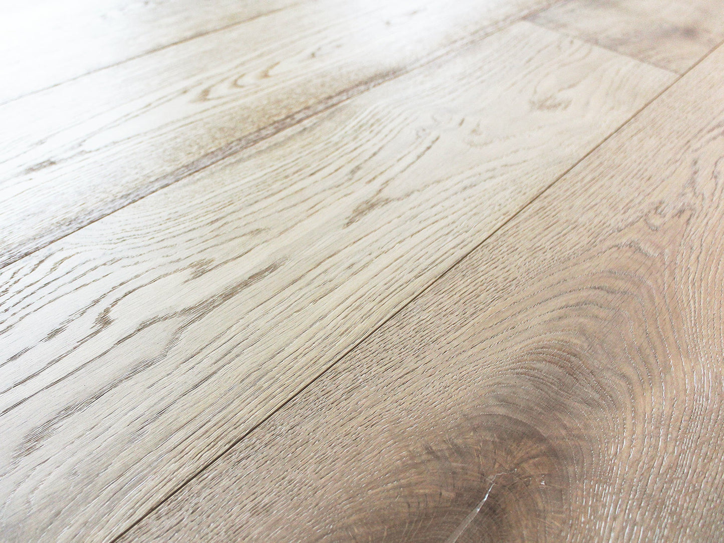 Pravada Palette 8"x87"x14mm Engineered Hardwood Flooring
