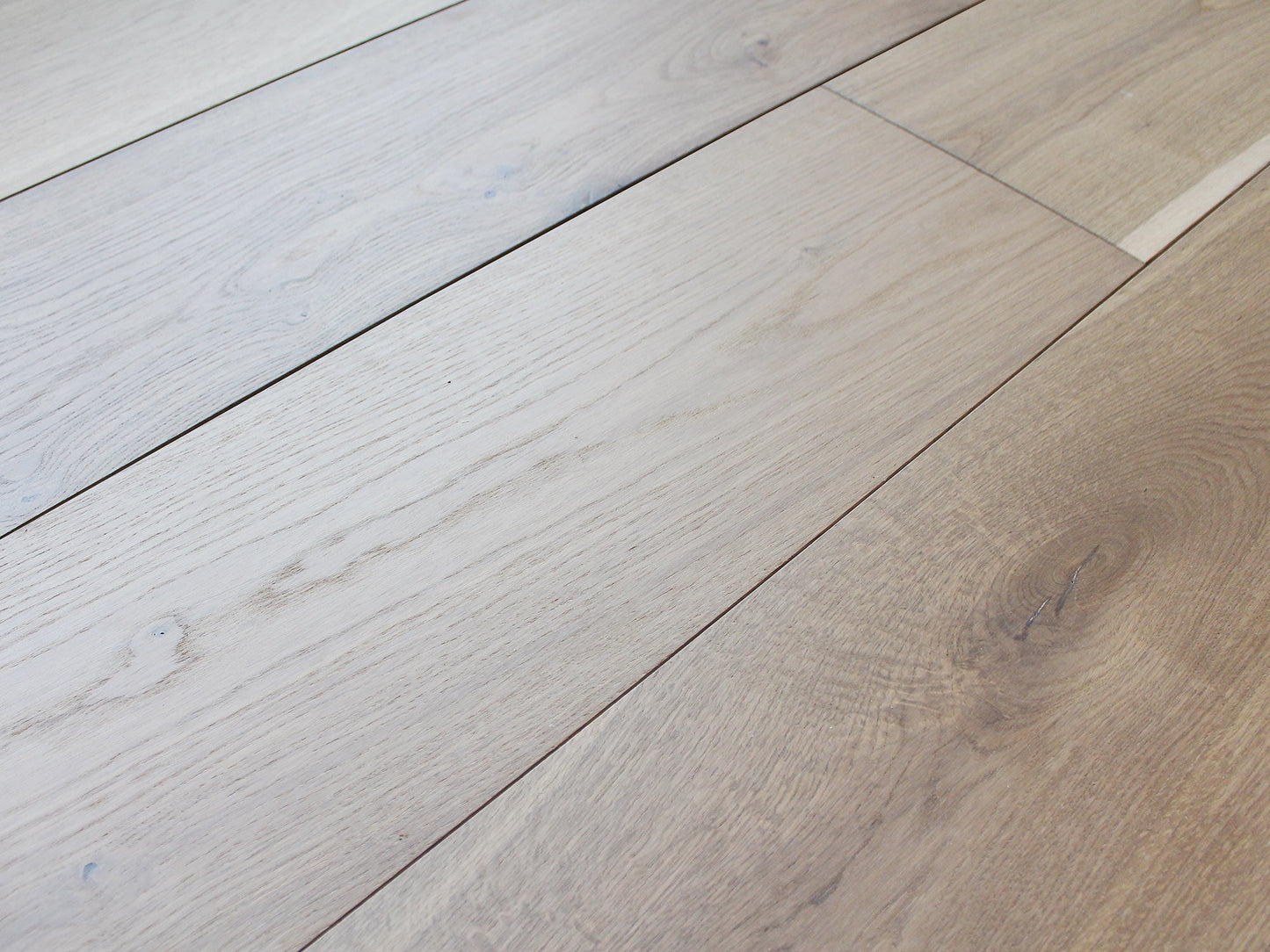 Pravada Van Goug 9"x87"x14mm Engineered Hardwood Flooring