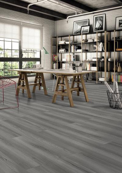 HTBC Resilience Vapor 7"x48"x12mm Laminate Flooring